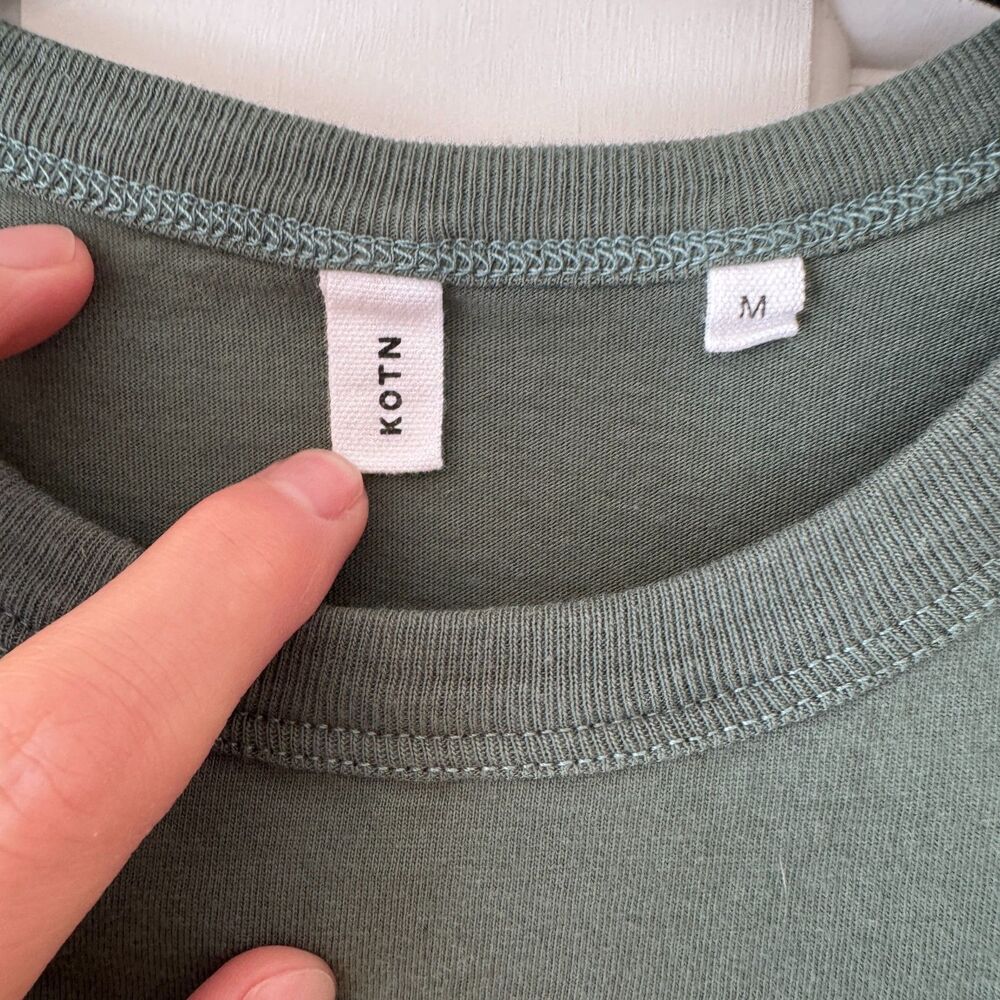 KOTN Women's Cropped Racerback Tank Olive Green Med 100% Cotton - Picture 3 of 5